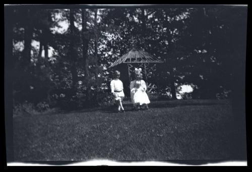 Gift of Mrs. Byard Williams, 1988.133.387, Connecticut Historical Society, Copyright Undetermin…