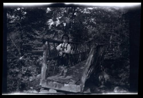 Gift of Mrs. Byard Williams, 1988.133.392, Connecticut Historical Society, Copyright Undetermin…
