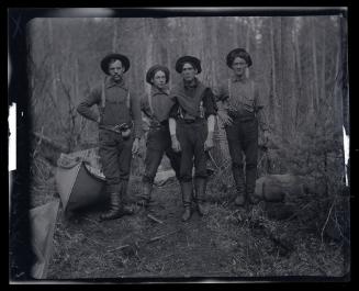 Gift of Mrs. Byard Williams, 1988.133.415, Connecticut Historical Society, Copyright Undetermin…