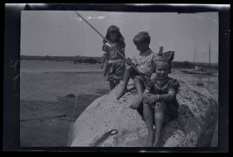 Gift of Mrs. Byard Williams, 1988.133.476, Connecticut Historical Society, Copyright Undetermin…