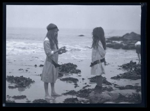 Gift of Mrs. Byard Williams, 1988.133.404, Connecticut Historical Society, Copyright Undetermin…