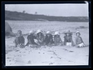 Gift of Mrs. Byard Williams, 1988.133.406, Connecticut Historical Society, Copyright Undetermin…