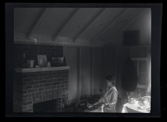 Gift of Mrs. Byard Williams, 1988.133.485, Connecticut Historical Society, Copyright Undetermin…
