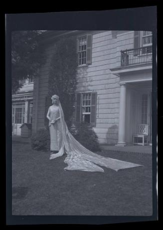 Gift of Mrs. Byard Williams, 1988.133.528, Connecticut Historical Society, Copyright Undetermin…