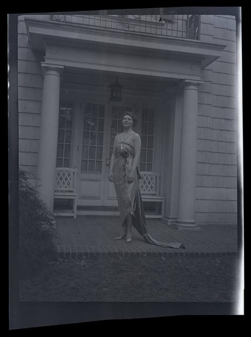 Gift of Mrs. Byard Williams, 1988.133.533, Connecticut Historical Society, Copyright Undetermin…
