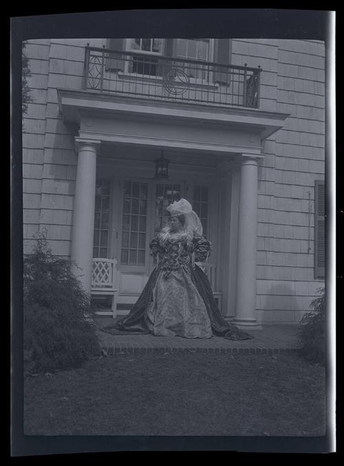 Gift of Mrs. Byard Williams, 1988.133.535, Connecticut Historical Society, Copyright Undetermin…