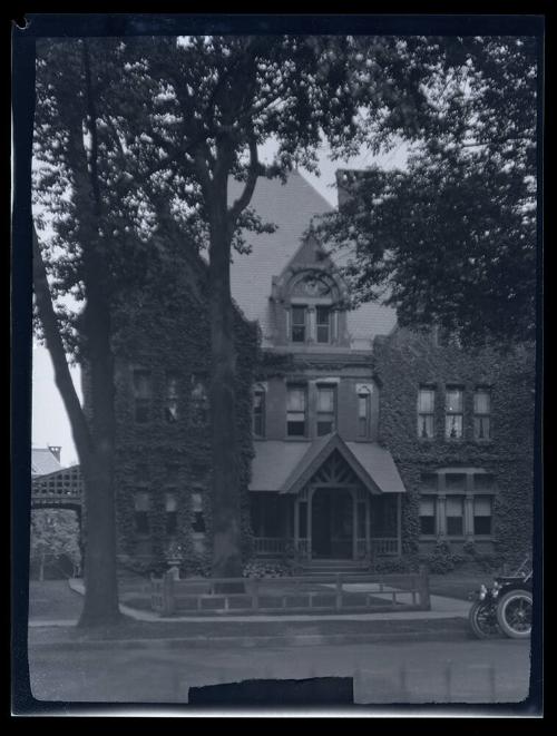 Gift of Mrs. Byard Williams, 1988.133.542, Connecticut Historical Society, Copyright Undetermin…