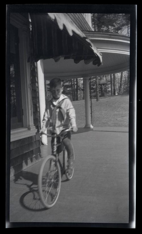 Gift of Mrs. Byard Williams, 1988.133.582, Connecticut Historical Society, Copyright Undetermin…