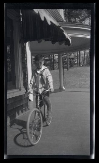 Gift of Mrs. Byard Williams, 1988.133.582, Connecticut Historical Society, Copyright Undetermin…