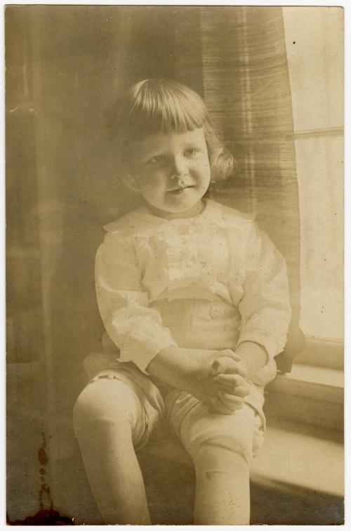 Gift of Kate Cheney Chappell, 2022.39.2, Connecticut Historical Society, Copyright Undetermined