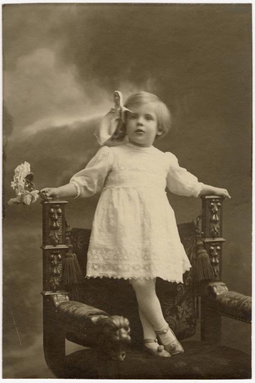 Gift of Kate Cheney Chappell, 2022.39.6, Connecticut Historical Society, Copyright Undetermined