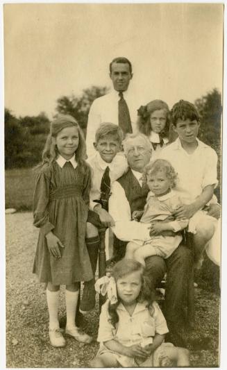 Gift of Laura Harding Brewer and Kate Cheney Chappell, 2022.38.21, Connecticut Historical Socie…