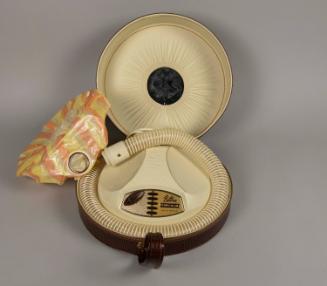The Newman S. Hungerford Museum Fund, 1996.95.5b-c, Connecticut Museum of Culture and History c…
