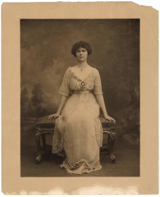 Gift of Mrs. George Wells Cheney, Jr., 1991.54.39, Connecticut Museum of Culture and History, C…