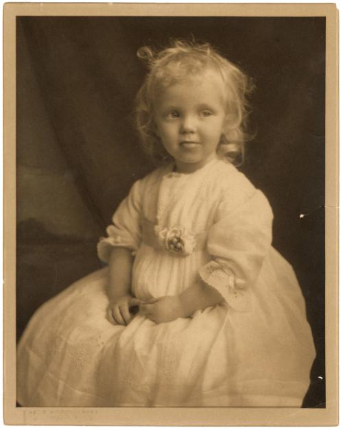 Gift of Mrs. Byard Williams, 1991.63.30, Connecticut Museum of Culture and History, Copyright U…