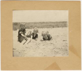 Gift of Mrs. Byard Williams, 1991.63.12, Connecticut Museum of Culture and History, Copyright U…