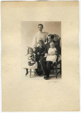 Gift of Mrs. Byard Williams, 1988.133.4, Connecticut Museum of Culture and History, Copyright U…