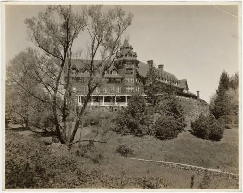 Gift of Gerard and Sylvie O’Brien, 2023.67.42, Connecticut Museum of Culture and History collec…