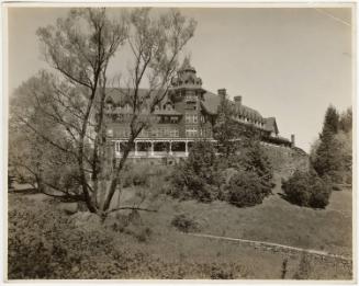 Gift of Gerard and Sylvie O’Brien, 2023.67.42, Connecticut Museum of Culture and History collec…