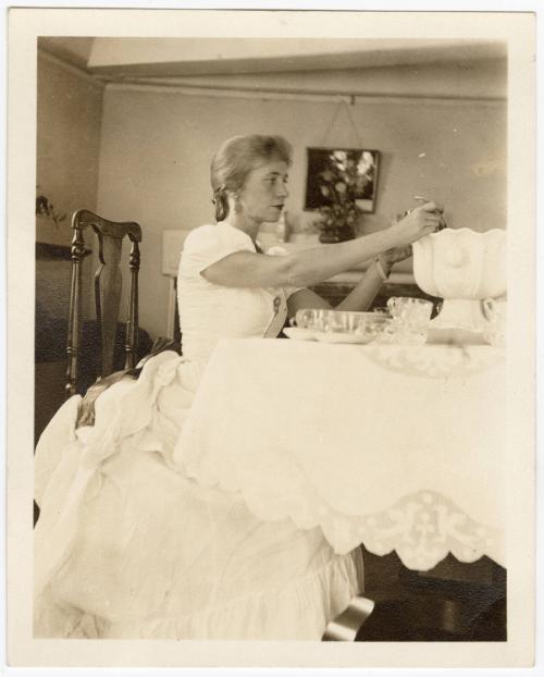 Gift of Mrs. Byard Williams, 1991.63.15, Connecticut Museum of Culture and History, Copyright U…