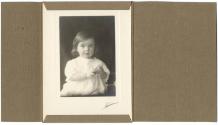 Gift of Edith Cowles Poor, 2008.38.61, Connecticut Museum of Culture and History, Copyright Und…