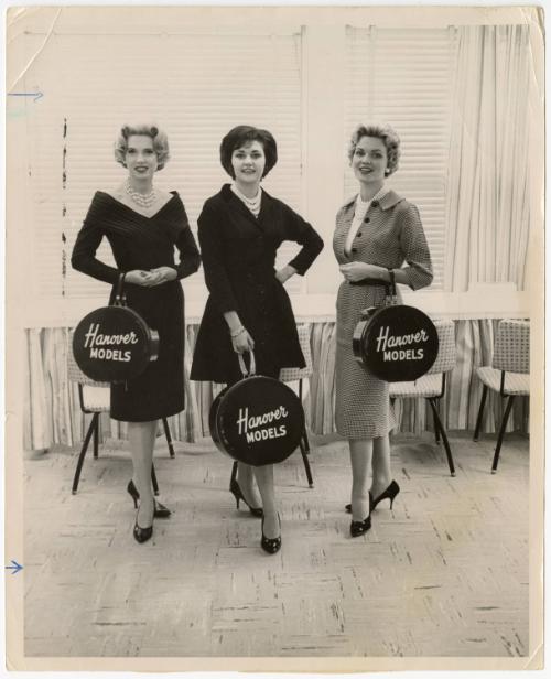 Gift of Beth Sweeney, 2025.32.2, Connecticut Museum of Culture and History collection, Copyrigh…