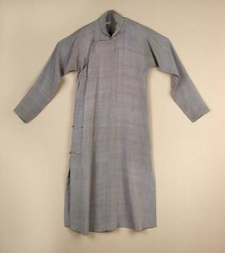 (Front of robe .10a) Gift of Mrs. Francis D. Ellis, 1973.40.10a, the Connecticut Historical Soc…