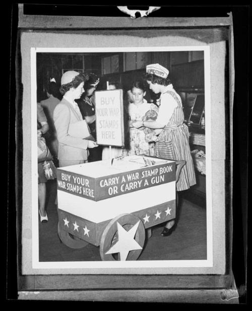 Gift of the children of Richard and Georgette Koopman, 2007.24.640  © 2008 The Connecticut Hist…